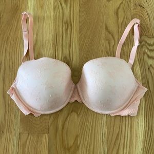 EUC Victoria’s Secret Demi Uplift Bra